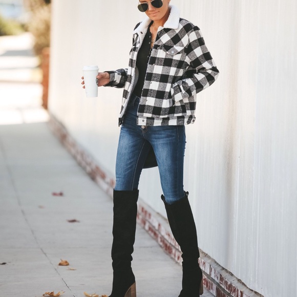 Sherpa and Plaid Checkered Jacket - Picture 5 of 8